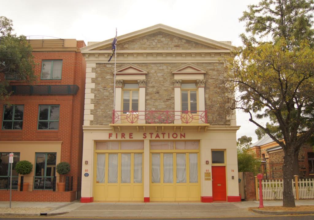 Fire Station Inn Аделейд Екстериор снимка