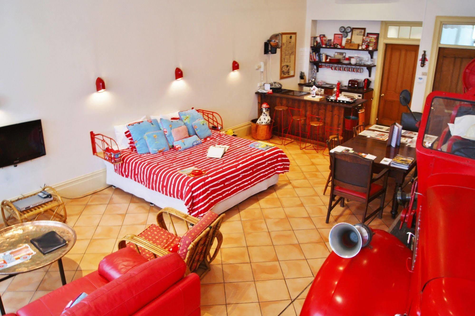 Fire Station Inn Аделейд Екстериор снимка
